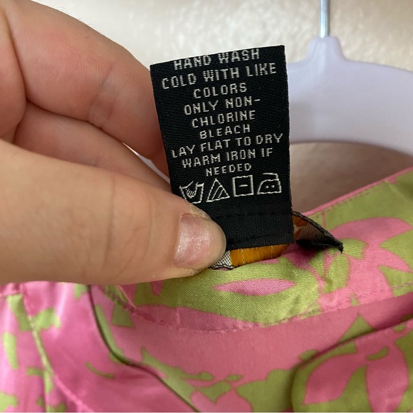 Y2K Silky Top pink green bow top BCBG - Picture 6 of 7